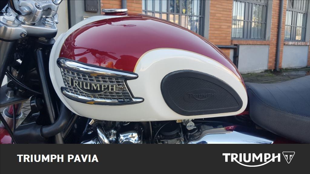 TRIUMPH Thunderbird 900 