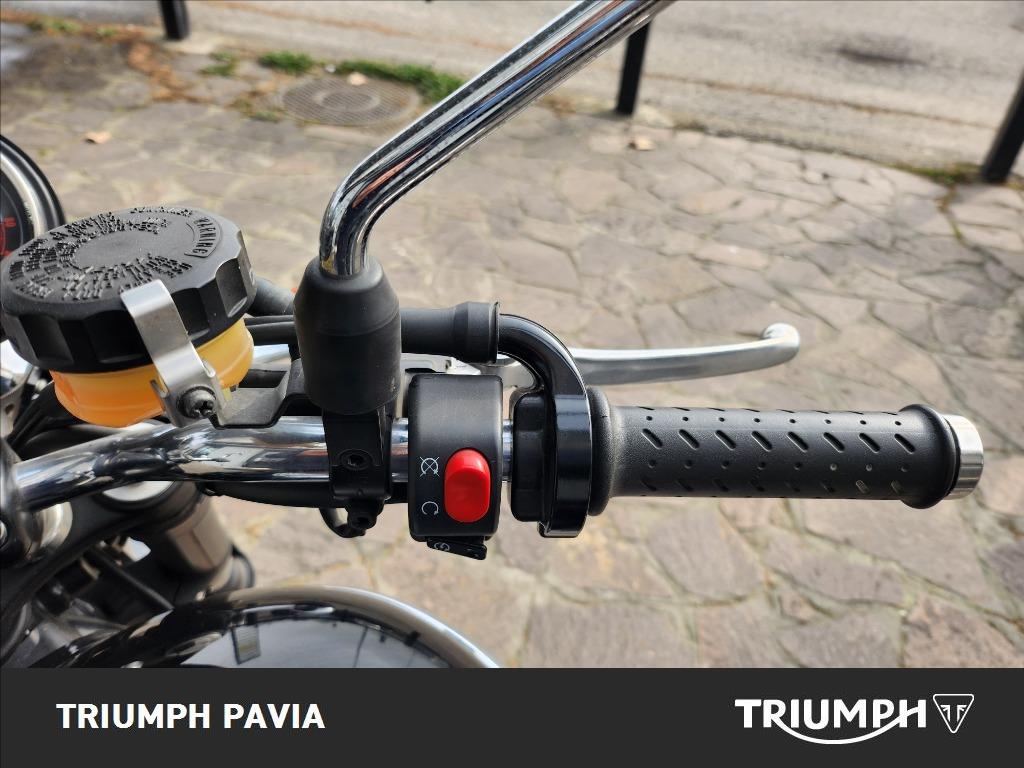 TRIUMPH Bonneville 865 