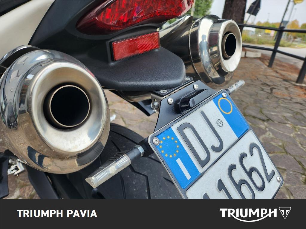 TRIUMPH Street Triple 675 