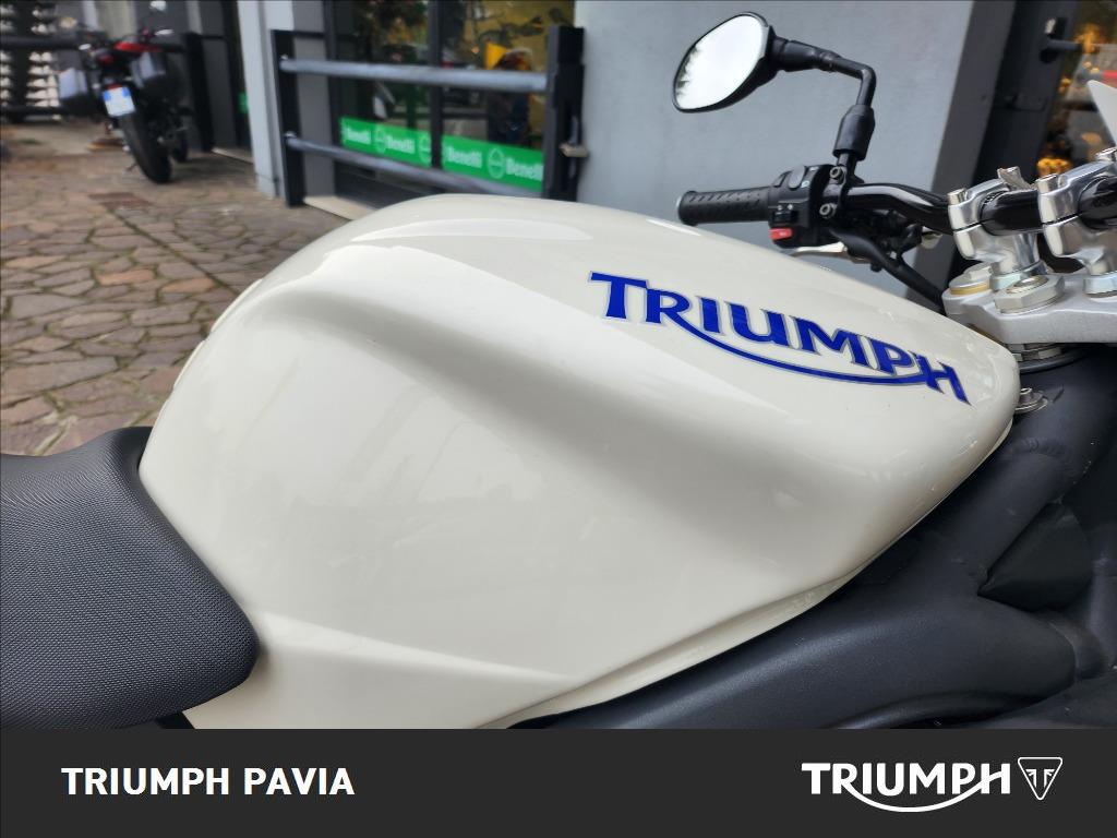 TRIUMPH Street Triple 675 