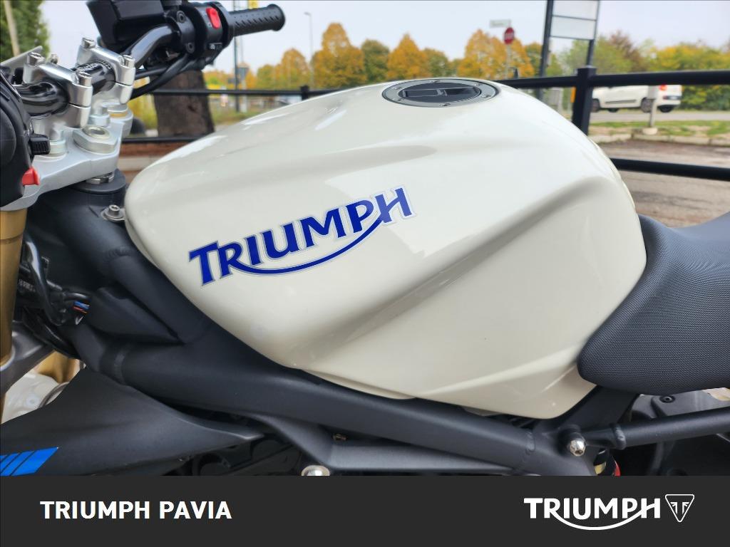 TRIUMPH Street Triple 675 