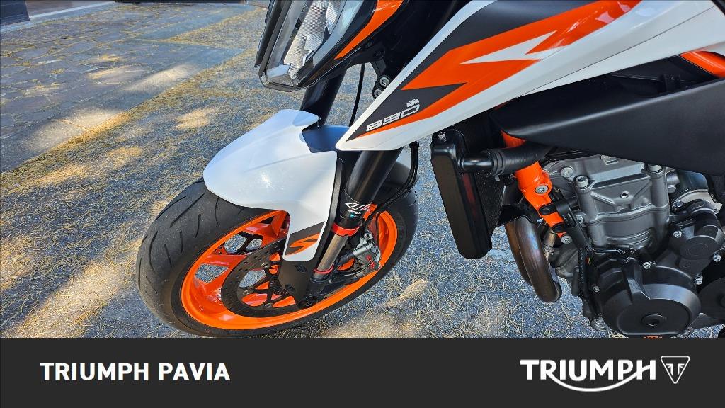 KTM 890 Duke R
