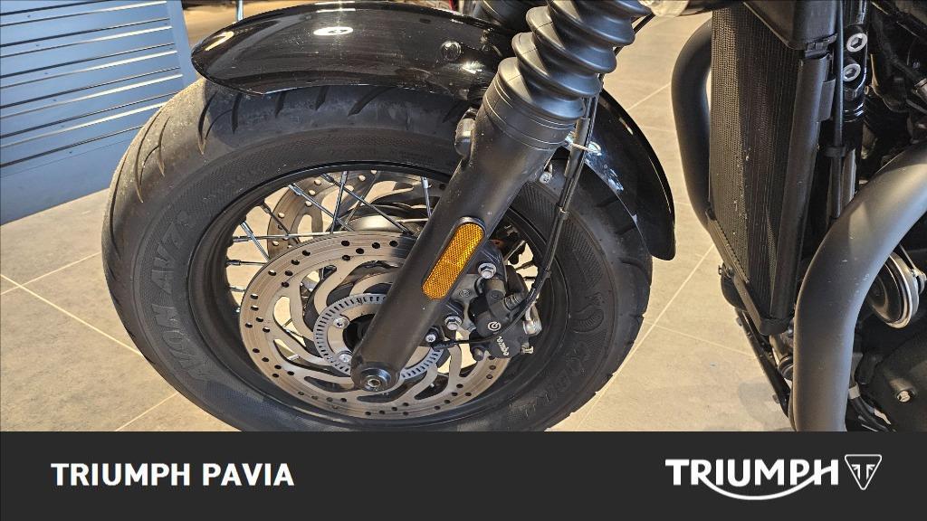 TRIUMPH Bonneville 1200 Bobber E5+
