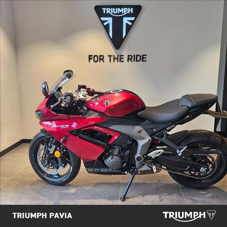 TRIUMPH Daytona 660 Abs