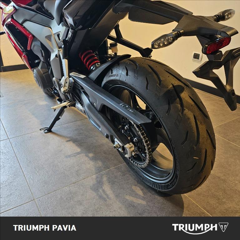 TRIUMPH Daytona 660 Abs