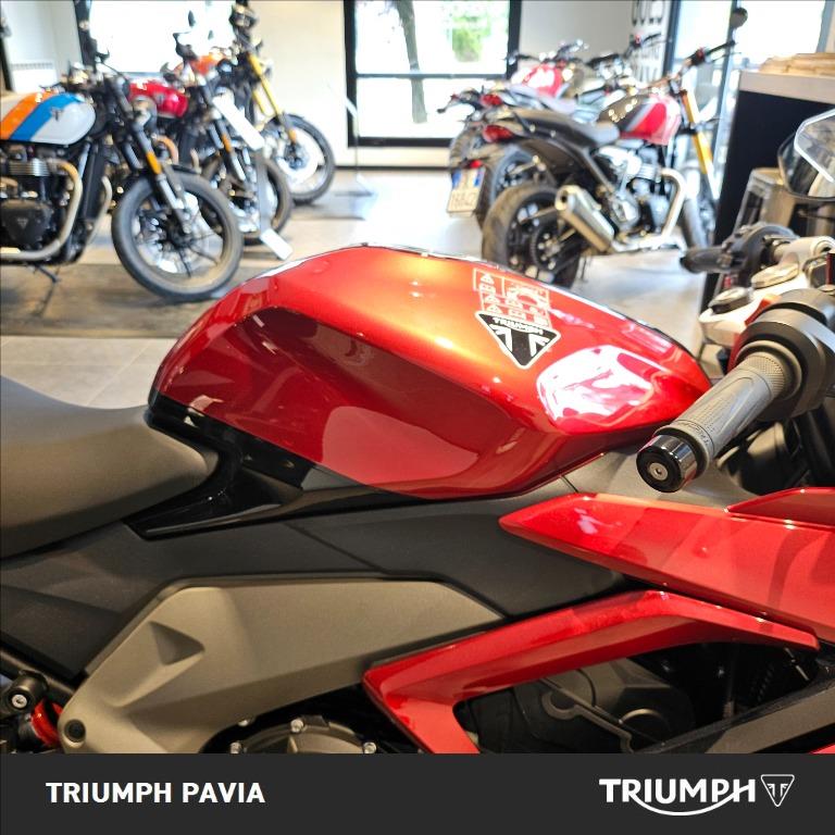 TRIUMPH Daytona 660 Abs