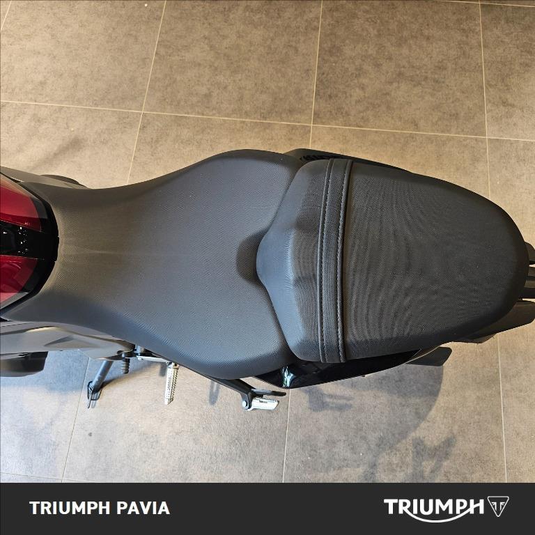 TRIUMPH Daytona 660 Abs