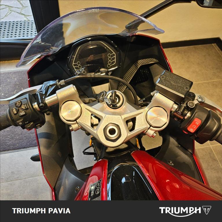 TRIUMPH Daytona 660 Abs