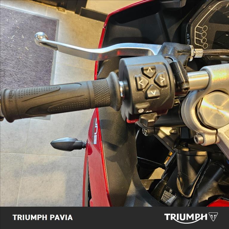 TRIUMPH Daytona 660 Abs