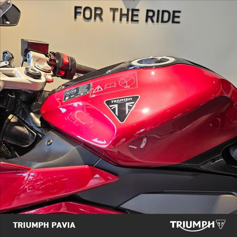 TRIUMPH Daytona 660 Abs