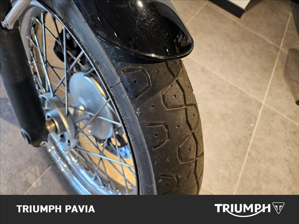 TRIUMPH Bonneville 900 T100 Black