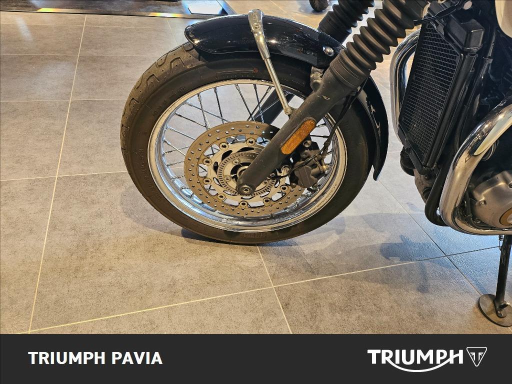 TRIUMPH Bonneville 900 T100 Black