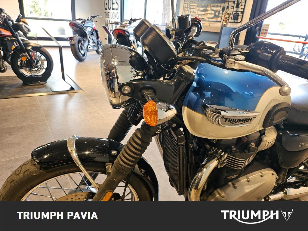 TRIUMPH Bonneville 900 T100 Black