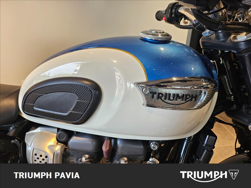 TRIUMPH Bonneville 900 T100 Black