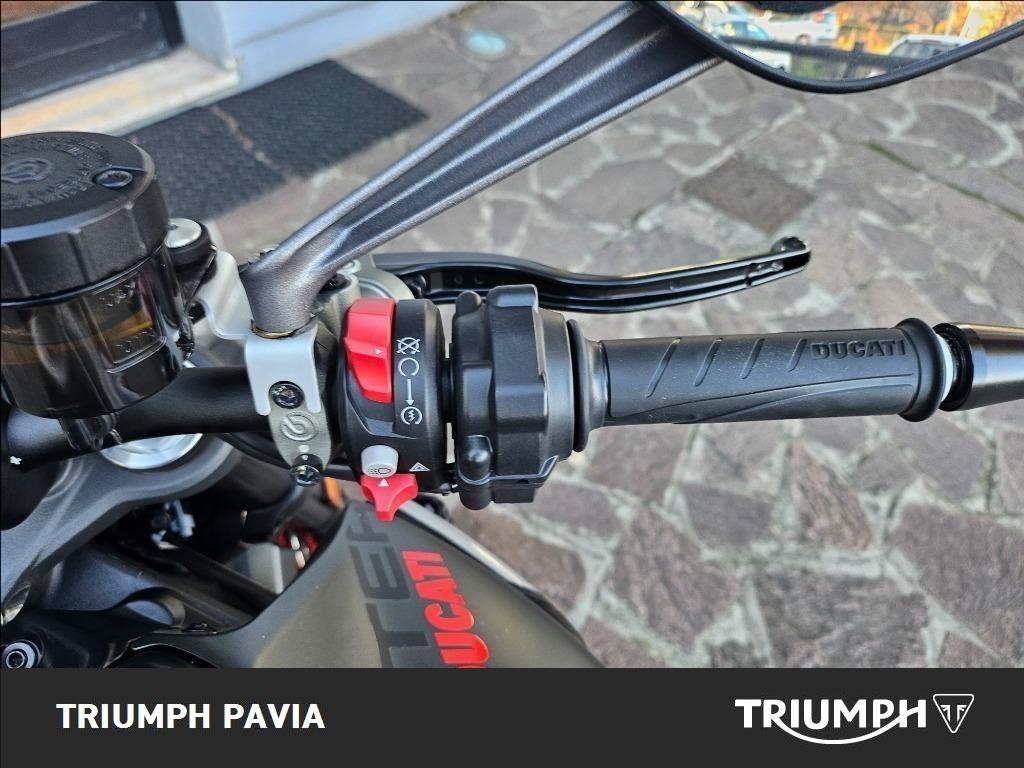 DUCATI Monster 937 plus Dark Stealth dep.A2