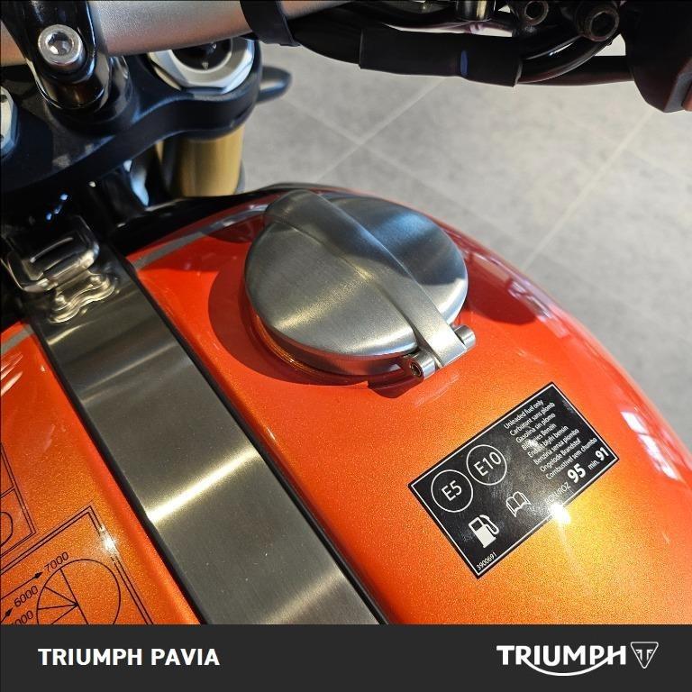 TRIUMPH Scrambler 1200 XE Baja Orange/Phantom Black Abs