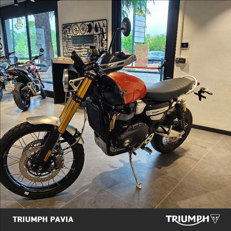 TRIUMPH Scrambler 1200 XE Baja Orange/Phantom Black Abs