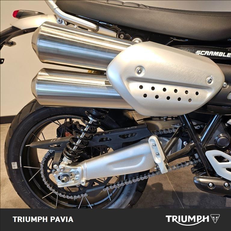 TRIUMPH Scrambler 1200 XE Baja Orange/Phantom Black Abs