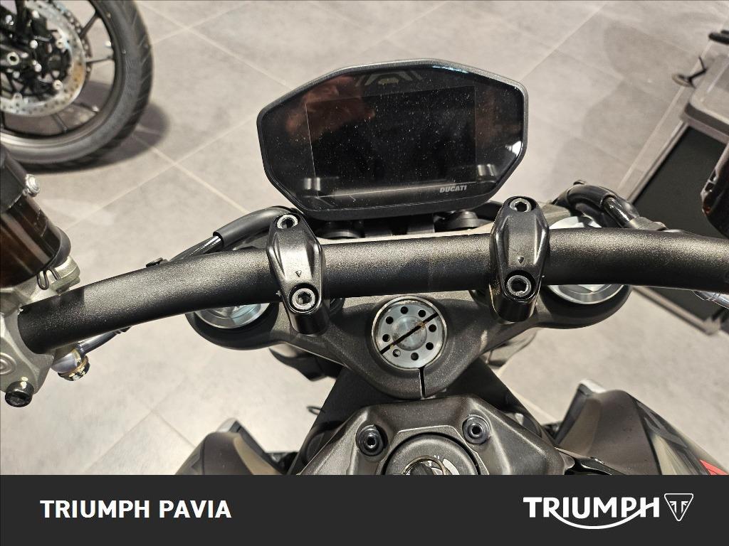 DUCATI Monster 937 Dark Stealth