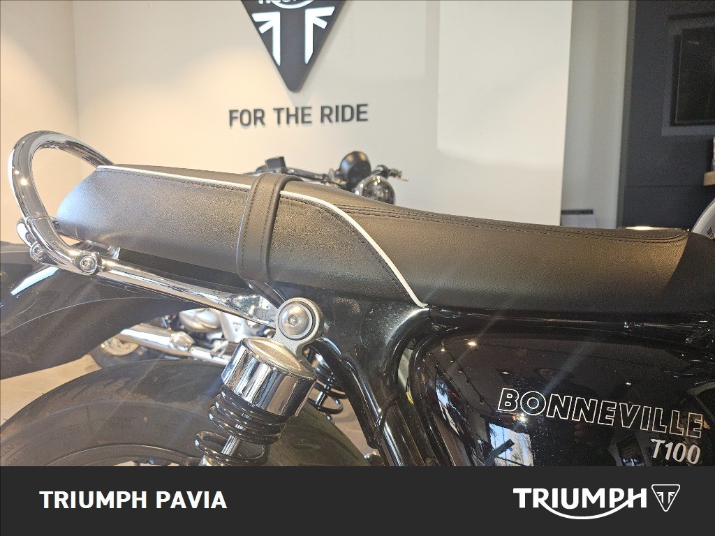 TRIUMPH Bonneville 900 T100 E5