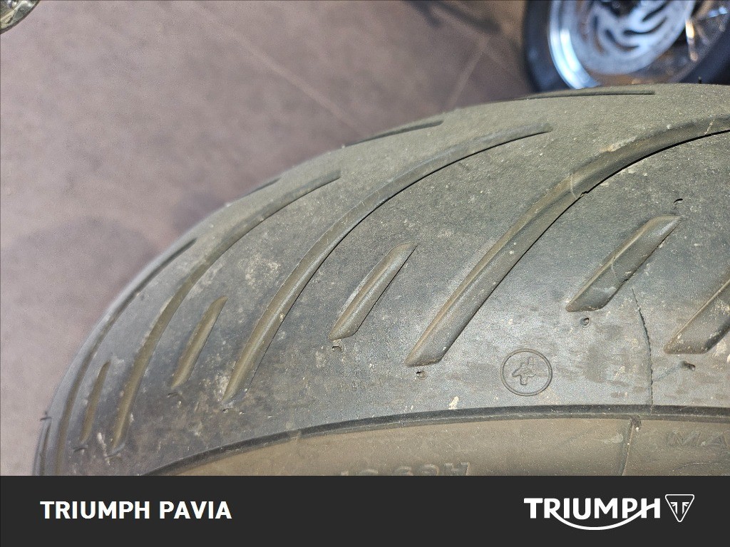 TRIUMPH Bonneville 900 T100 E5