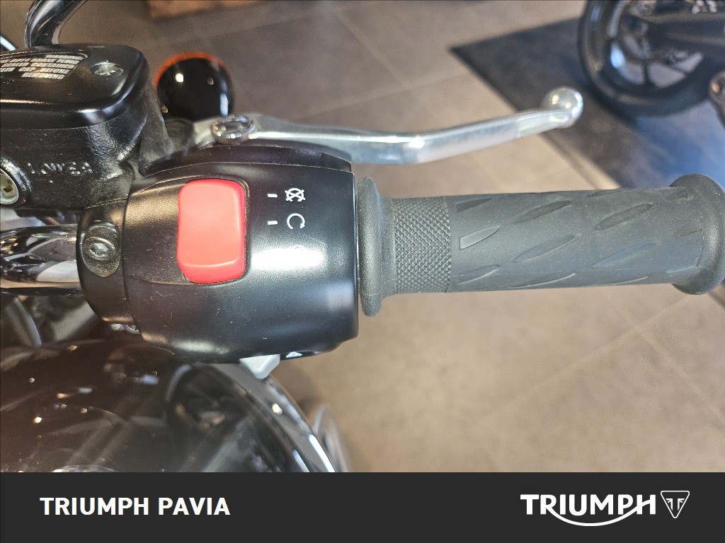 TRIUMPH Bonneville 900 T100 E5