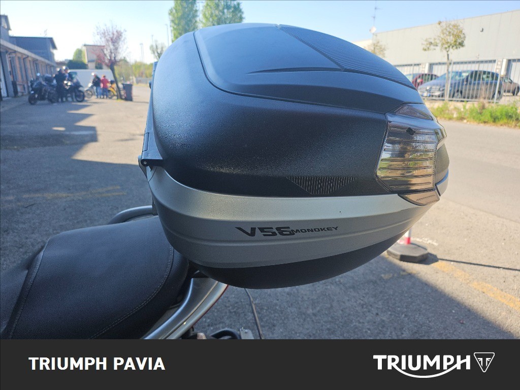 MOTO GUZZI Breva 850 