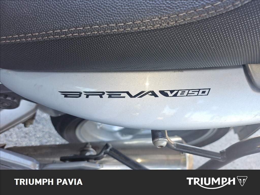 MOTO GUZZI Breva 850 
