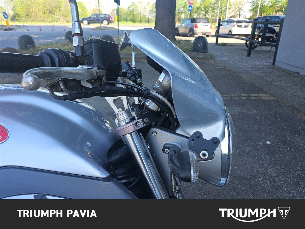 MOTO GUZZI Breva 850 