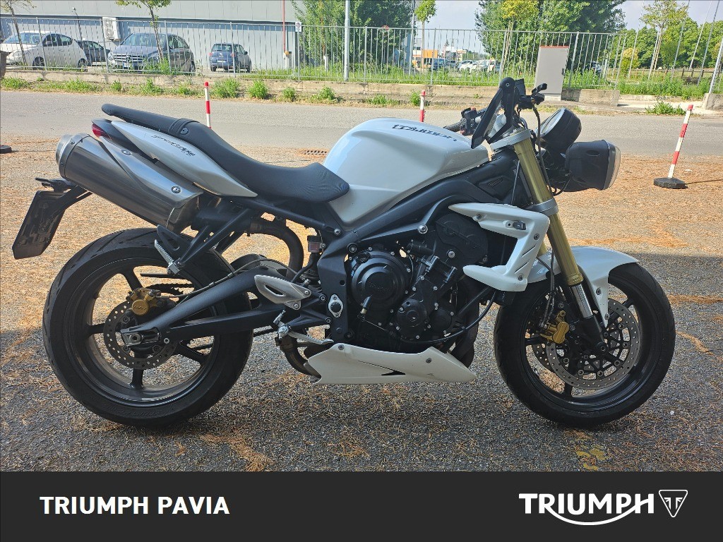 TRIUMPH Street Triple 675 