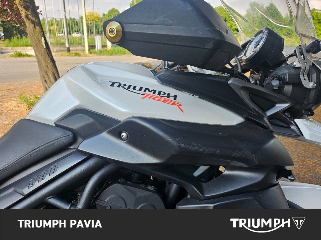 TRIUMPH Tiger 800 Abs
