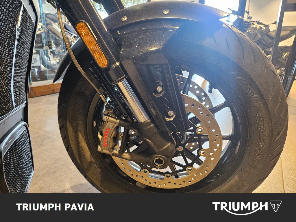 TRIUMPH Rocket III 2500 Storm R