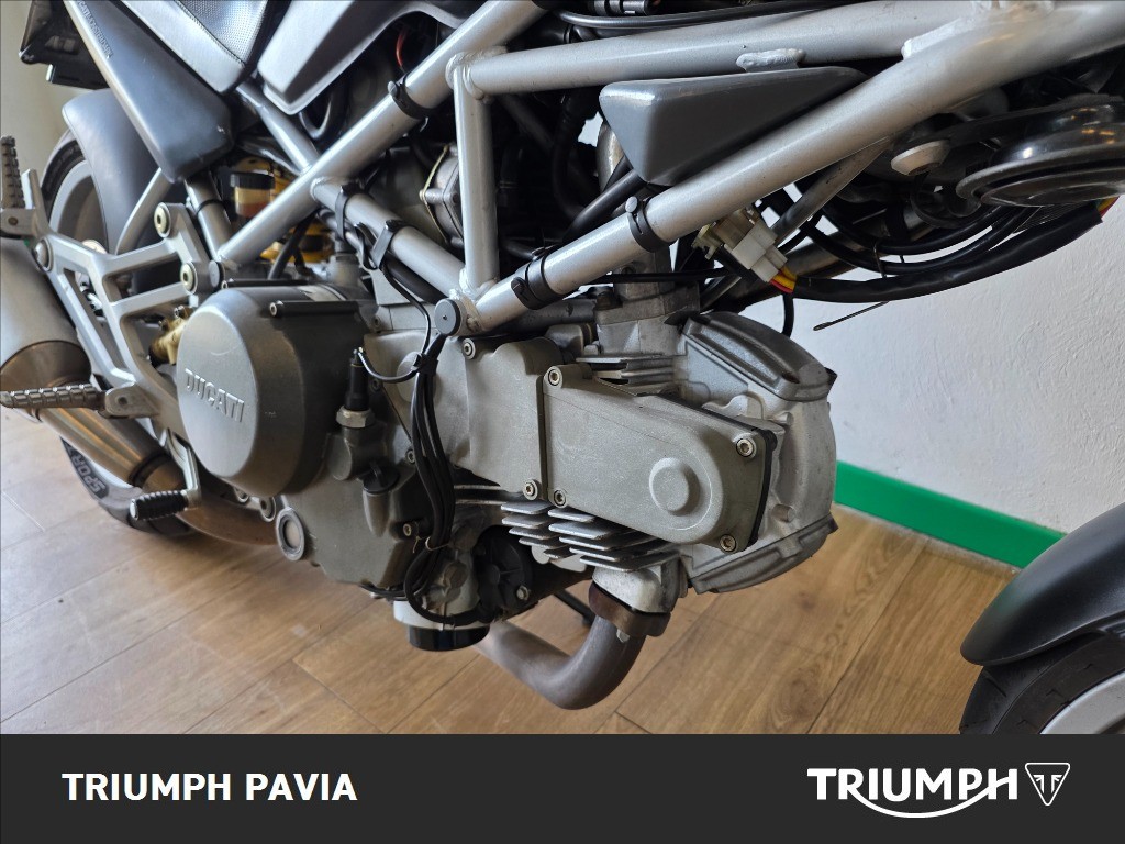 DUCATI Monster 600 Dark